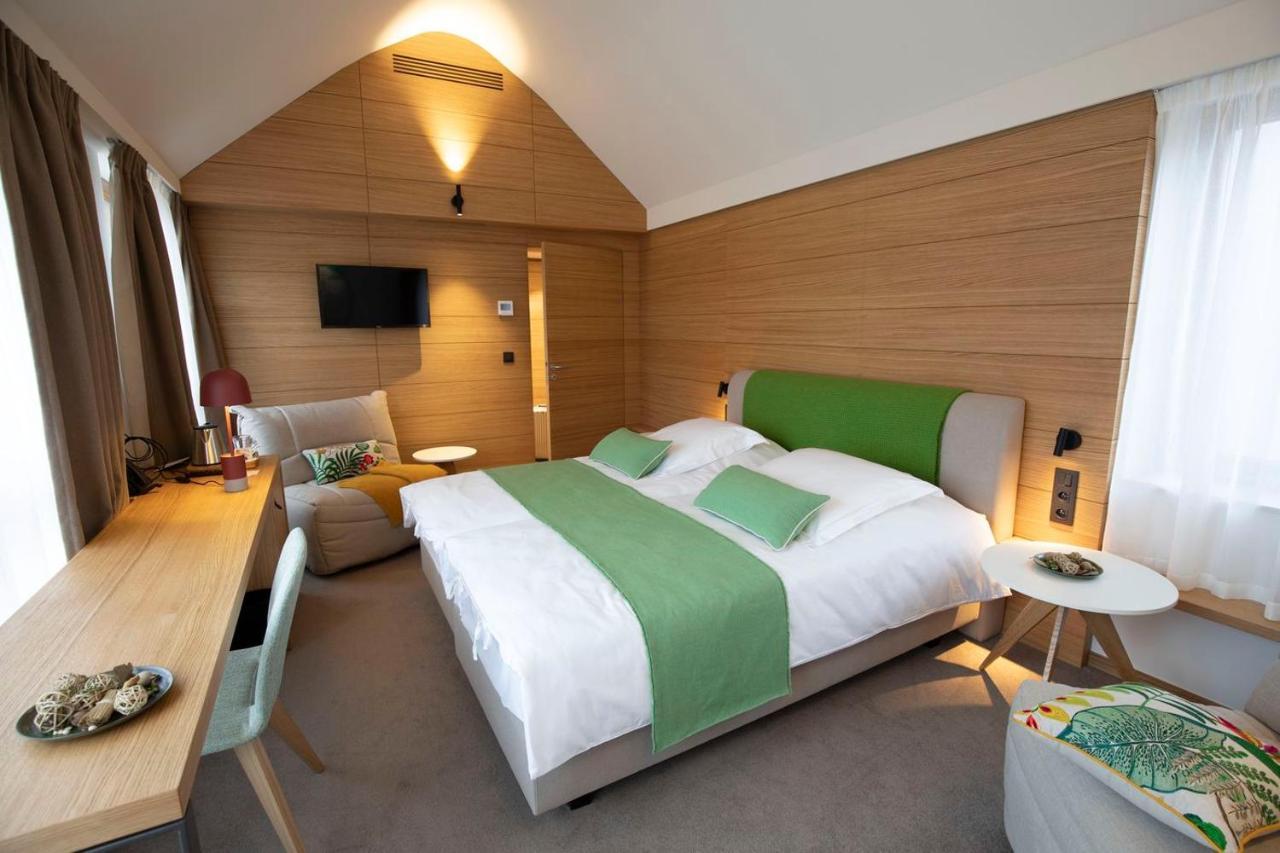 B-Lodge Boutique Hotel Louvain-la-Neuve Luaran gambar